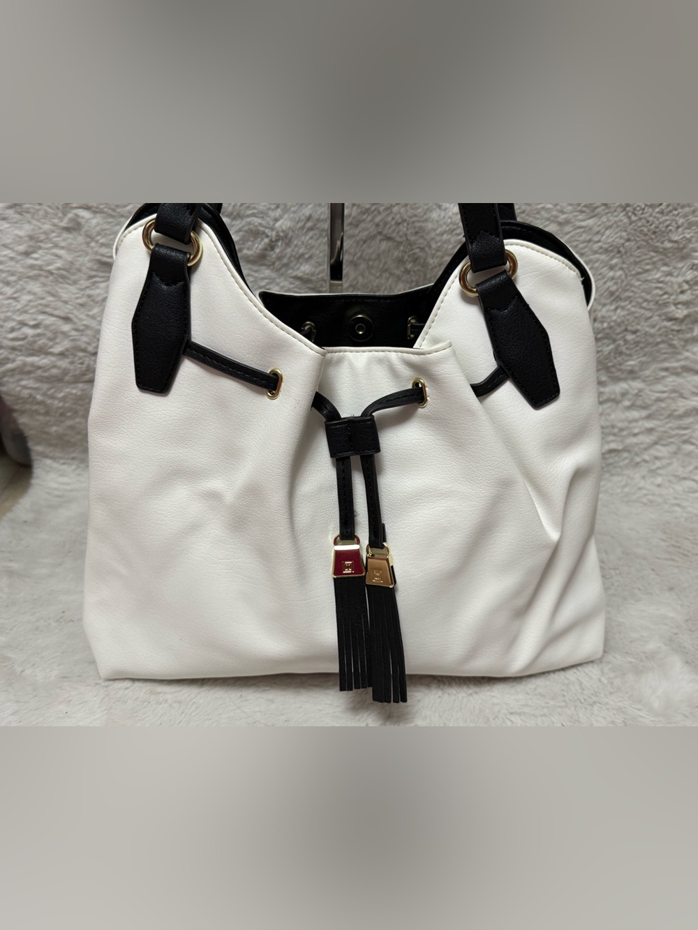 Liz Claiborne White and Black Drawstring Tassel Tote